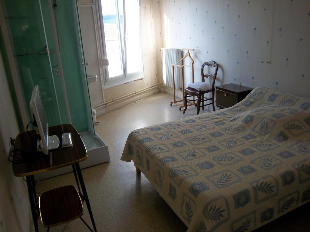 Hotel Le Colbert Épernay Zimmer foto